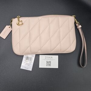 Authentic COACH Blush Pink
Quilted Leather Pouch Clutch Wristlet *NO Chain Strap